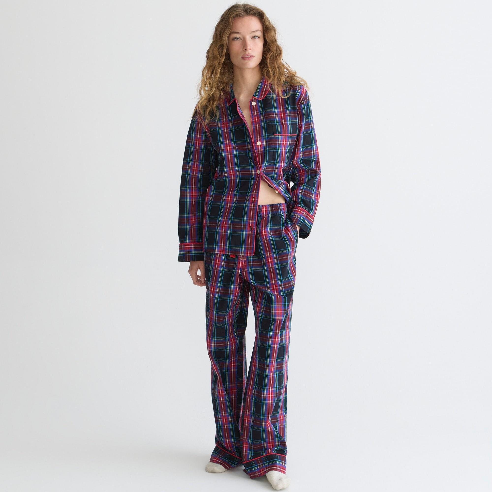 Long-sleeve cotton poplin pajama set in black Stewart tartan Product Image