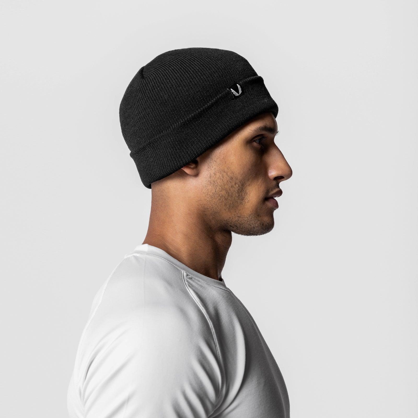 Essential Beanie - Black Product Image