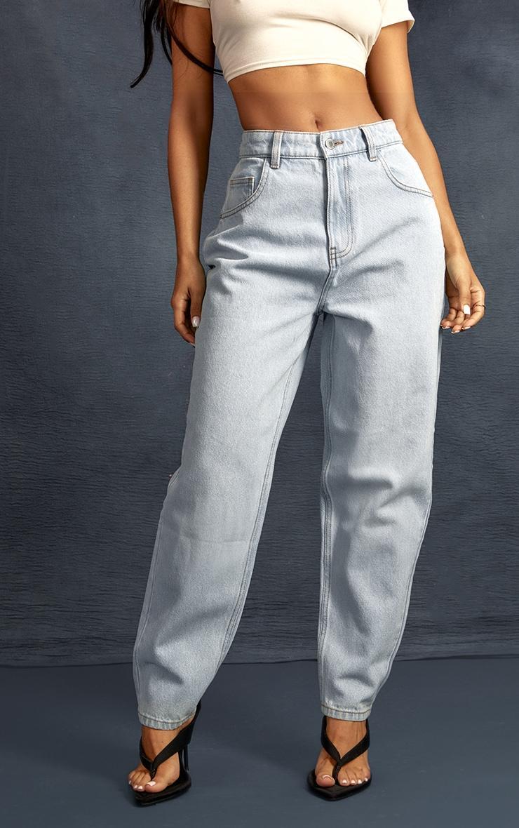 PRETTYLITTLETHING Petite Light Blue Wash High Rise Mom Jeans Product Image