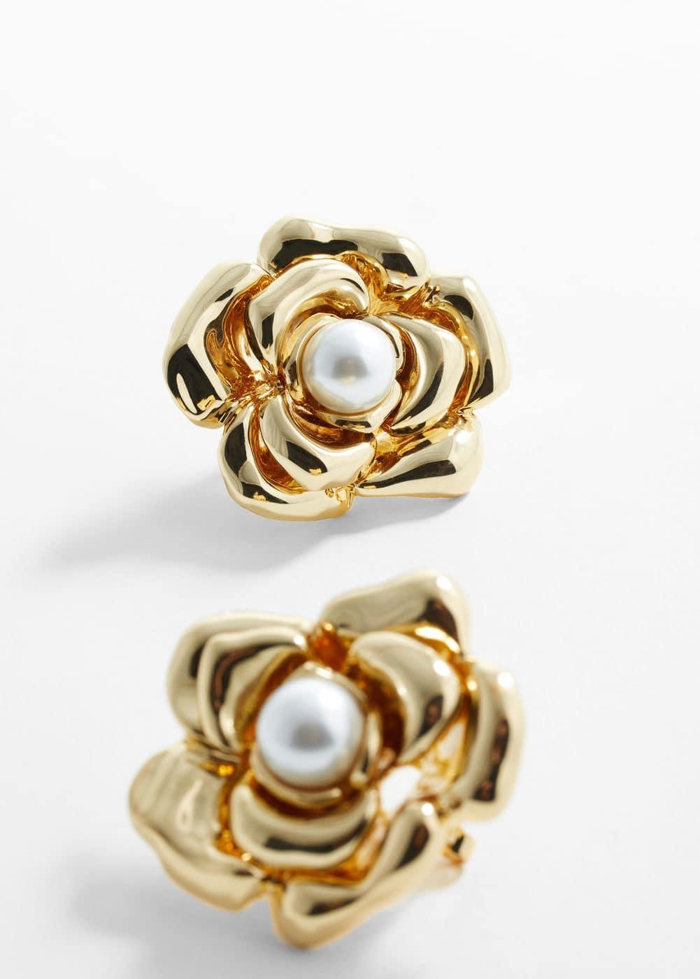 MANGO - Pearl decoration flower earrings - One size - Women Product Image