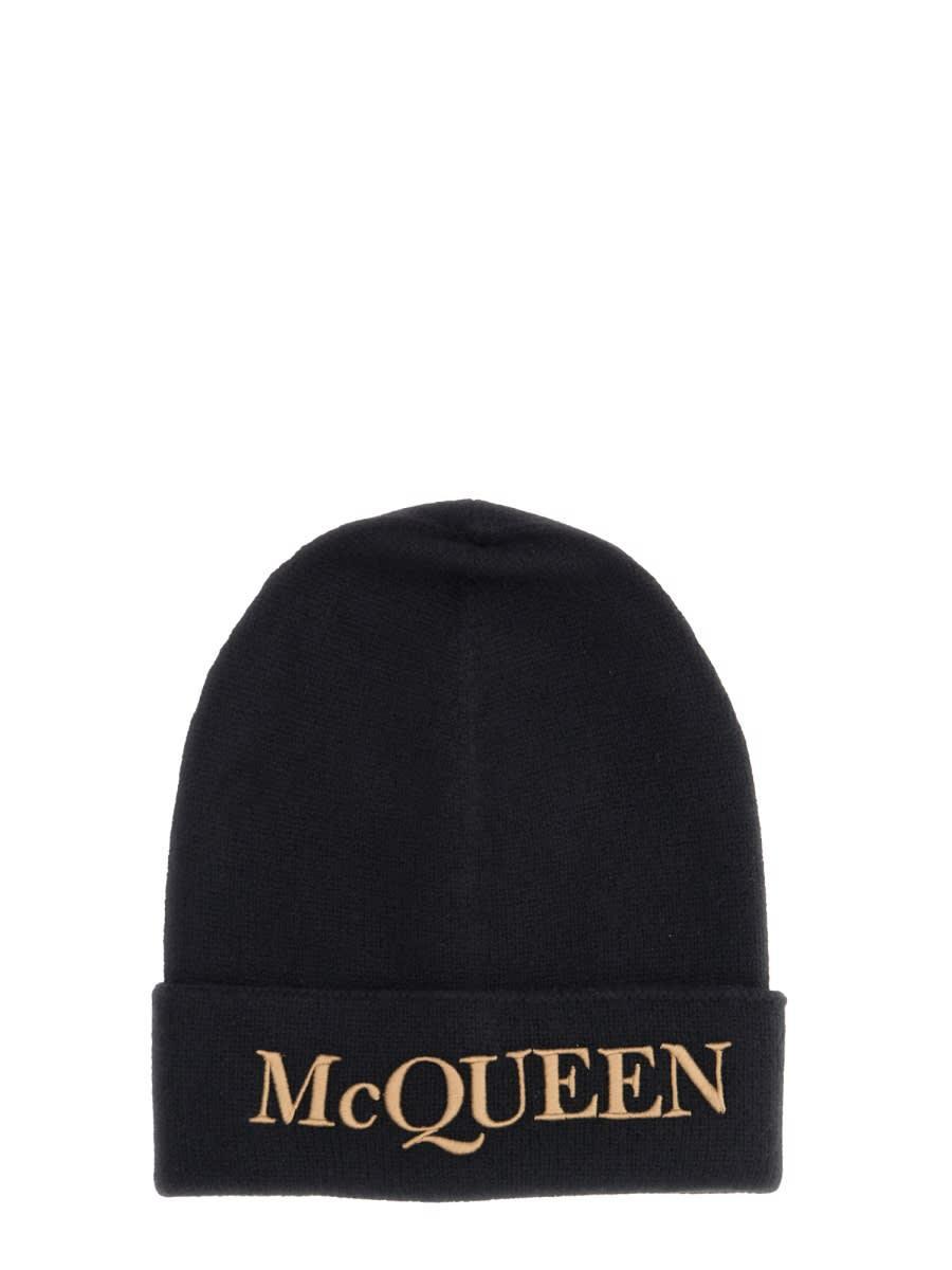 Embroidered Logo Cuffed Cashmere Beanie In Black Product Image