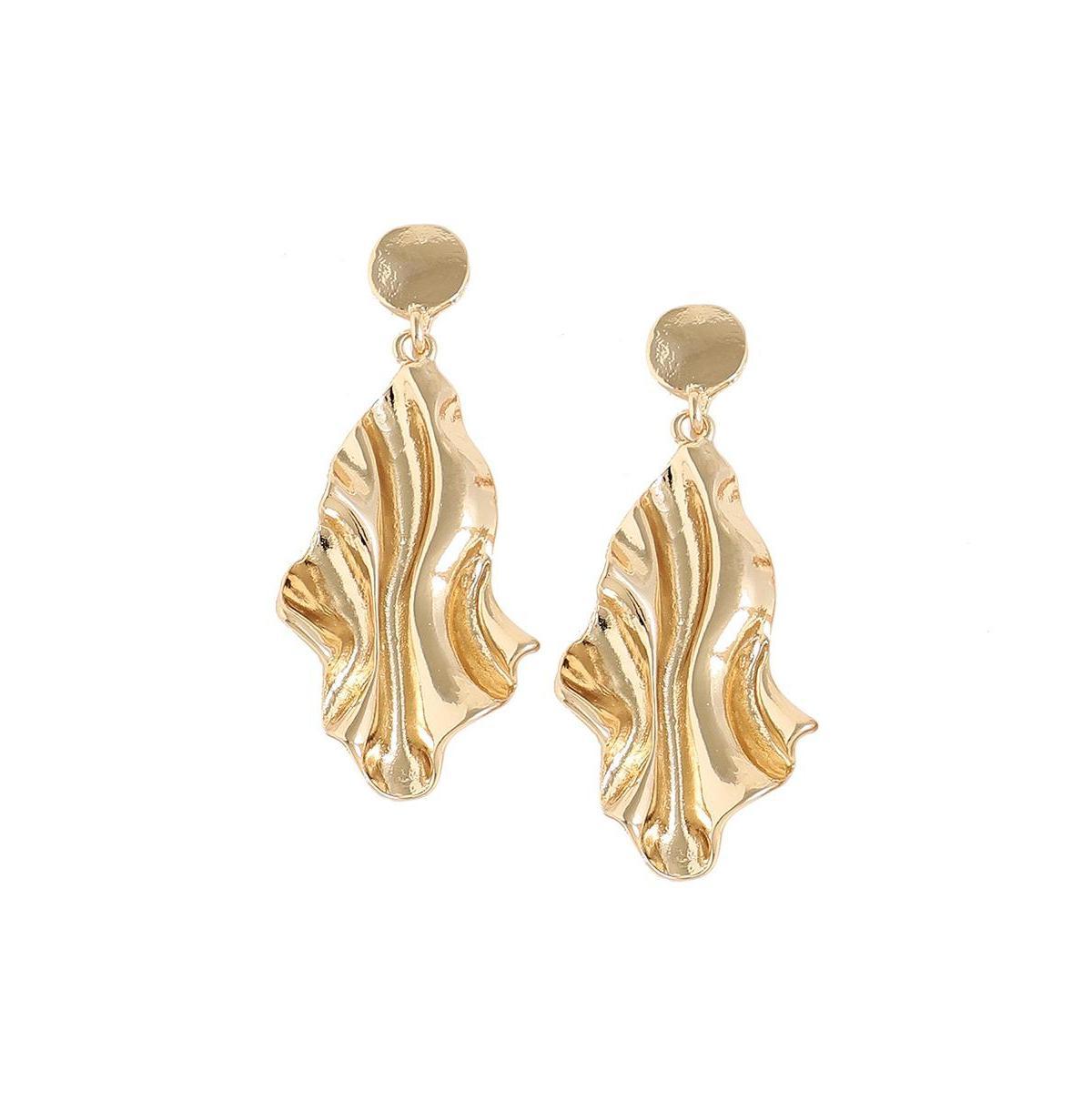 Sohi Womens Gold Metallic Ripple Drop Earrings Product Image