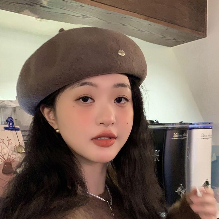 Metal Disc Beret Hat Product Image