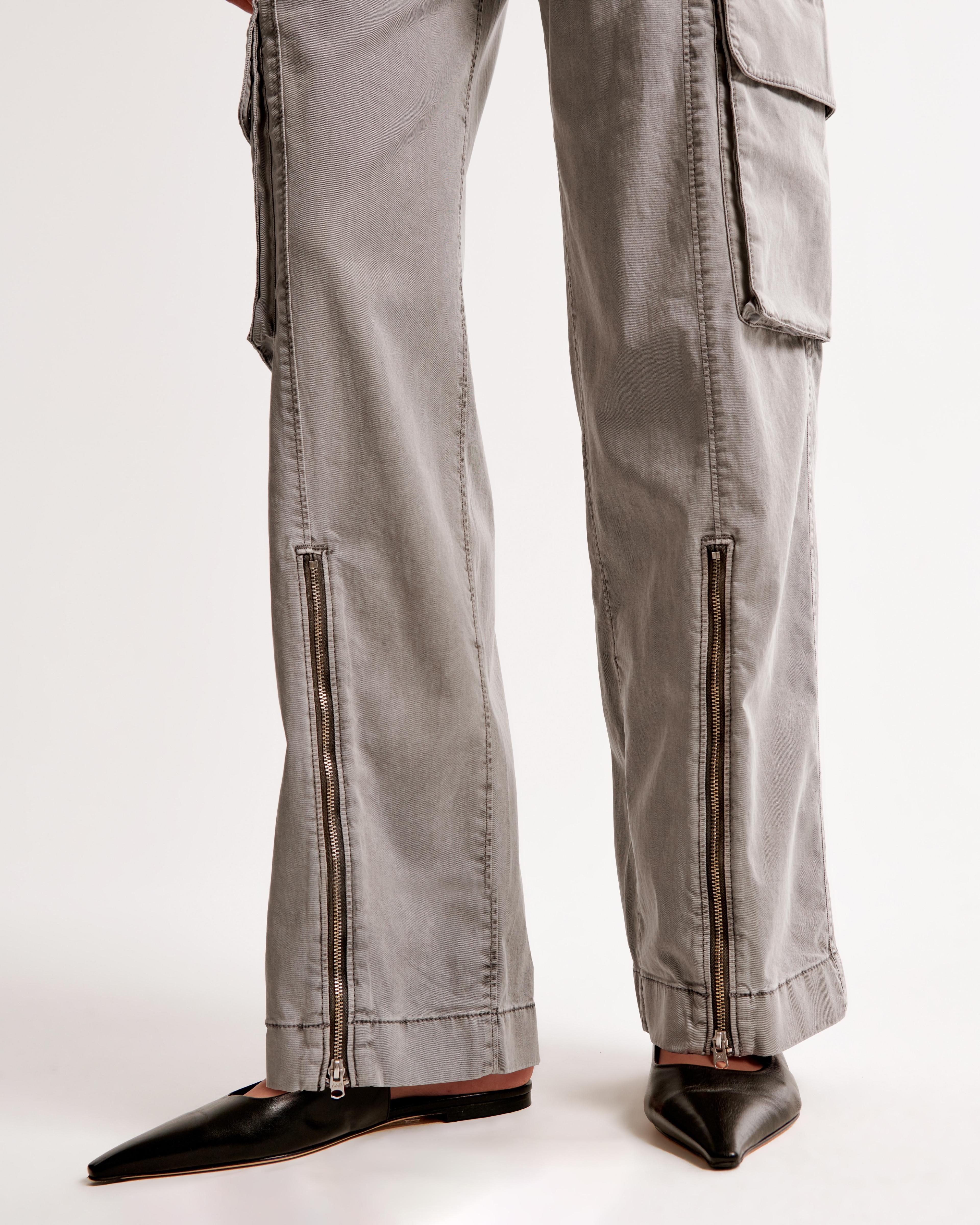 Baggy Cargo Pull-On Pant Product Image