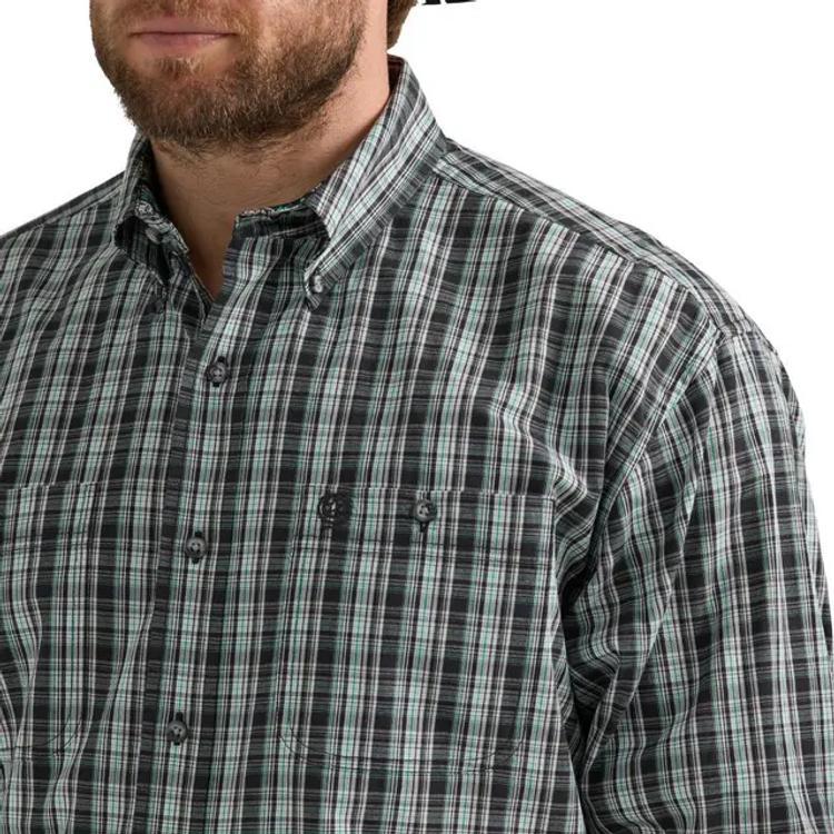 Wrangler® George Strait™ Men's L/S Navy Plaid Button Shirt Product Image