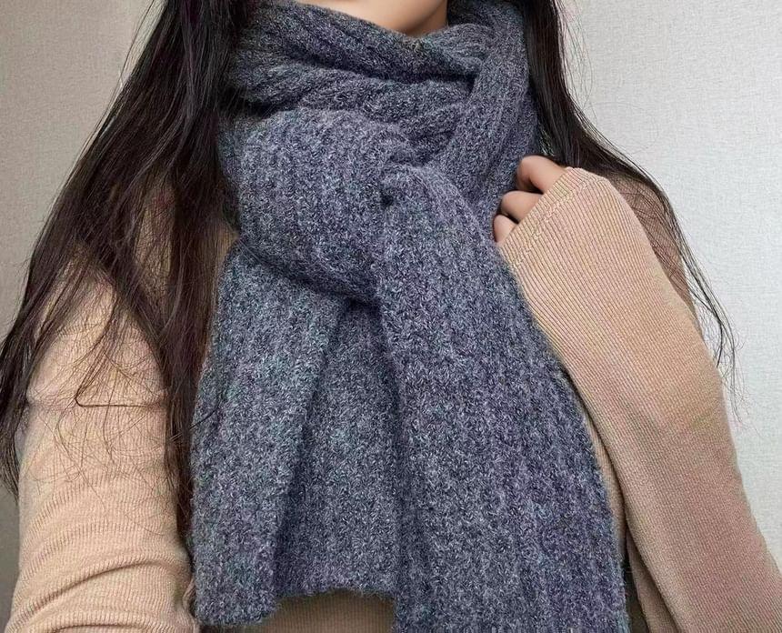 Plain Ribbed Scarf Product Image