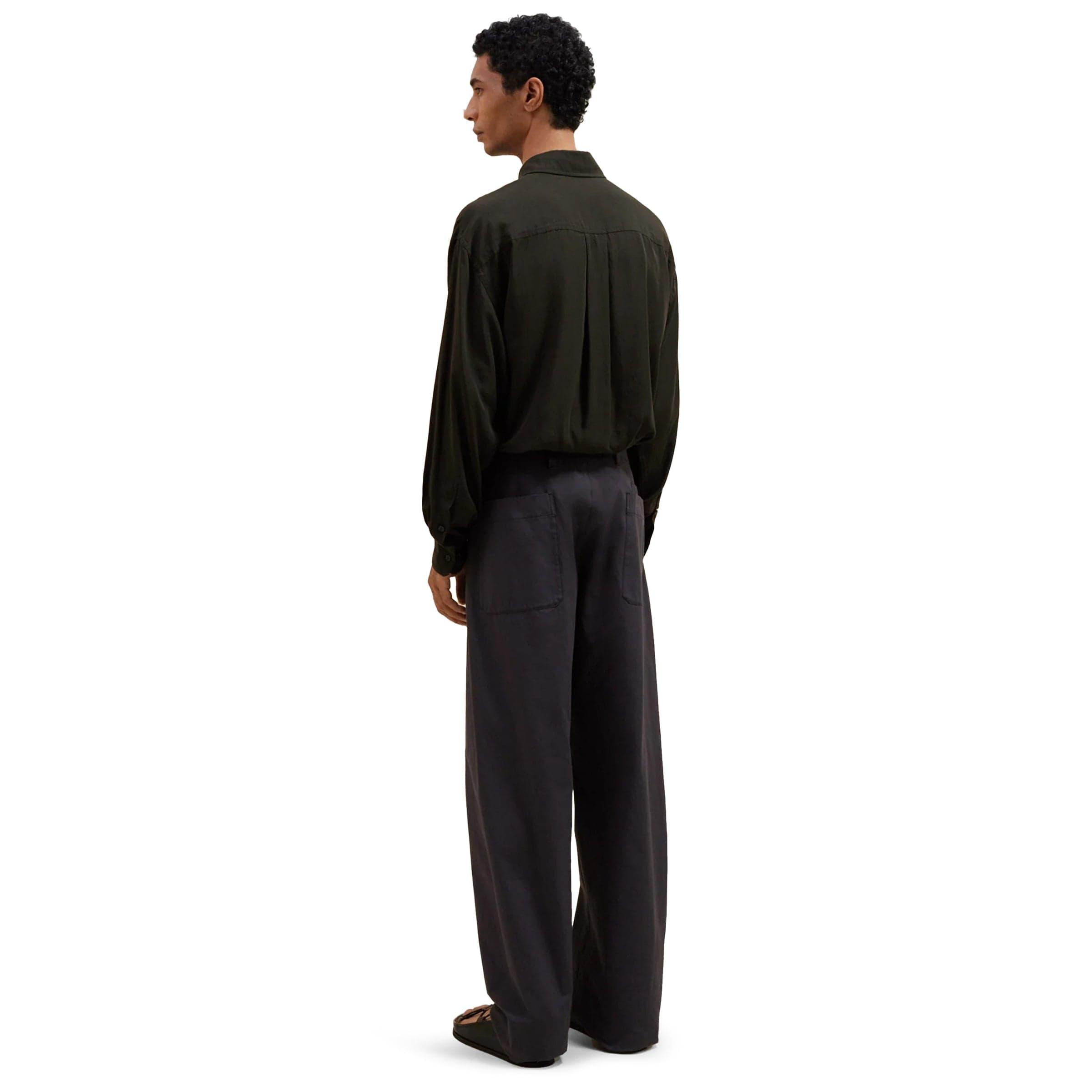 SEAMLESS BELTED PANTS Male Product Image