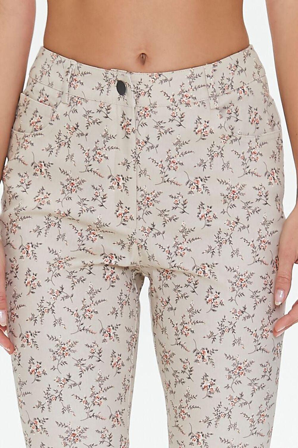 Ditsy Floral Print Flare Pants | Forever 21 Product Image