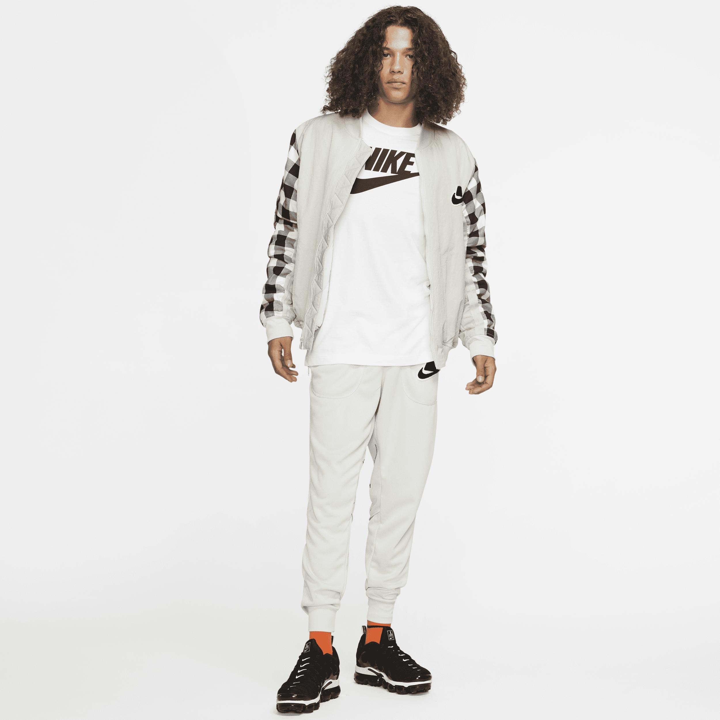 NIKE Men's Sportswear Long-sleeve Logo T-shirt In White Product Image