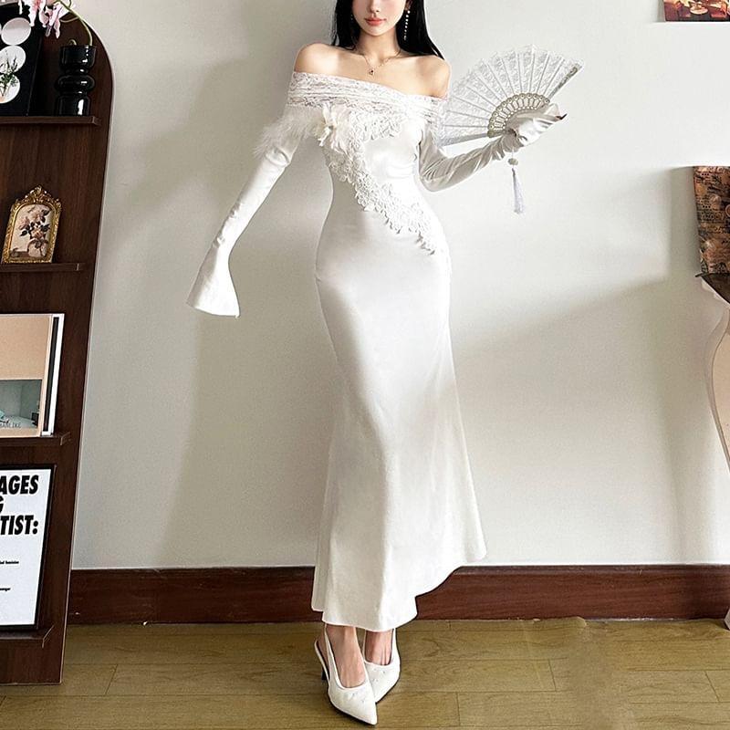 Long-Sleeve Off Shoulder Fayed Plain Maxi Mermaid Dress Product Image