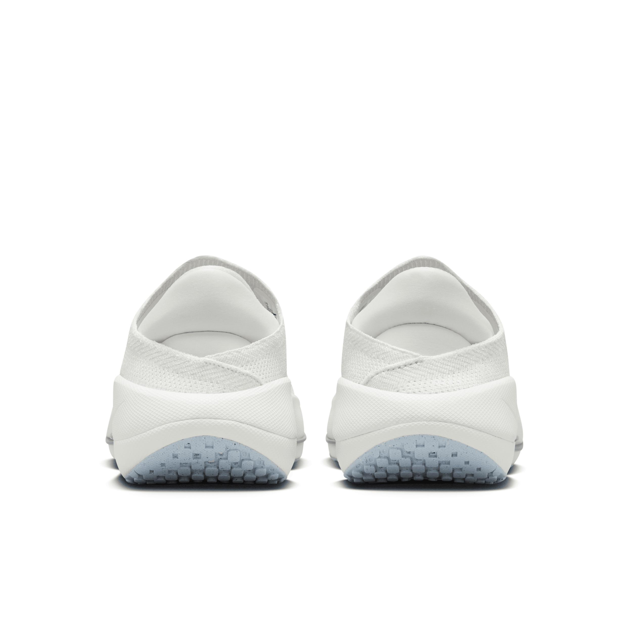 Nike Women's Reina EasyOn Shoes Product Image