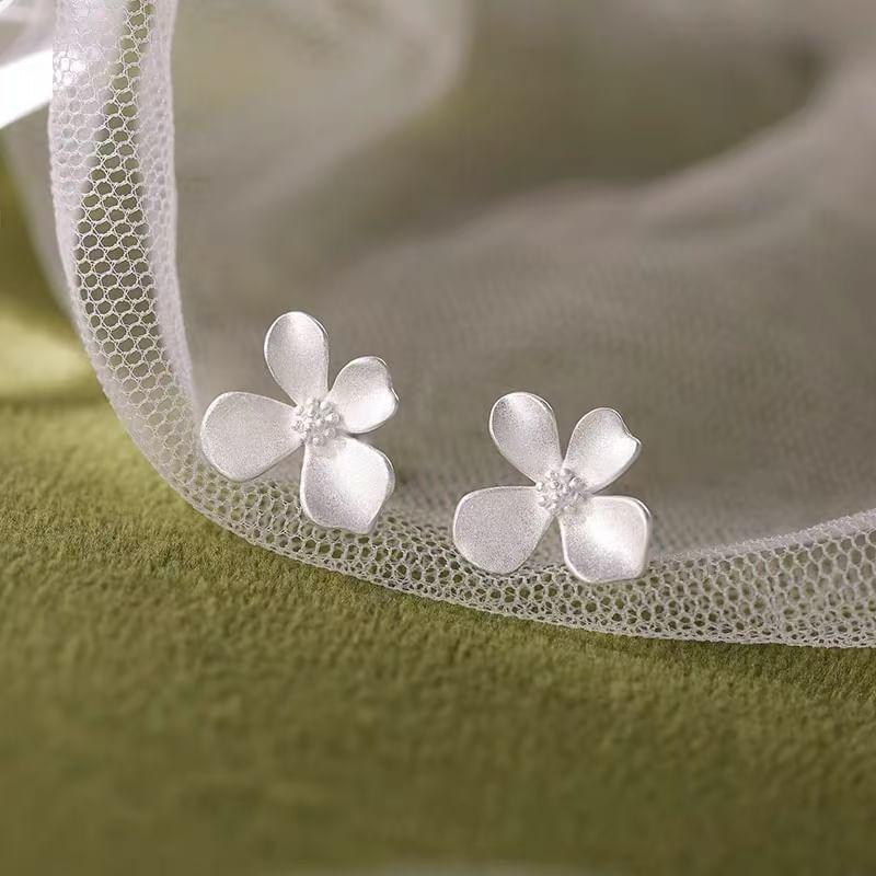 Sterling Silver Floral Stud Earring Product Image