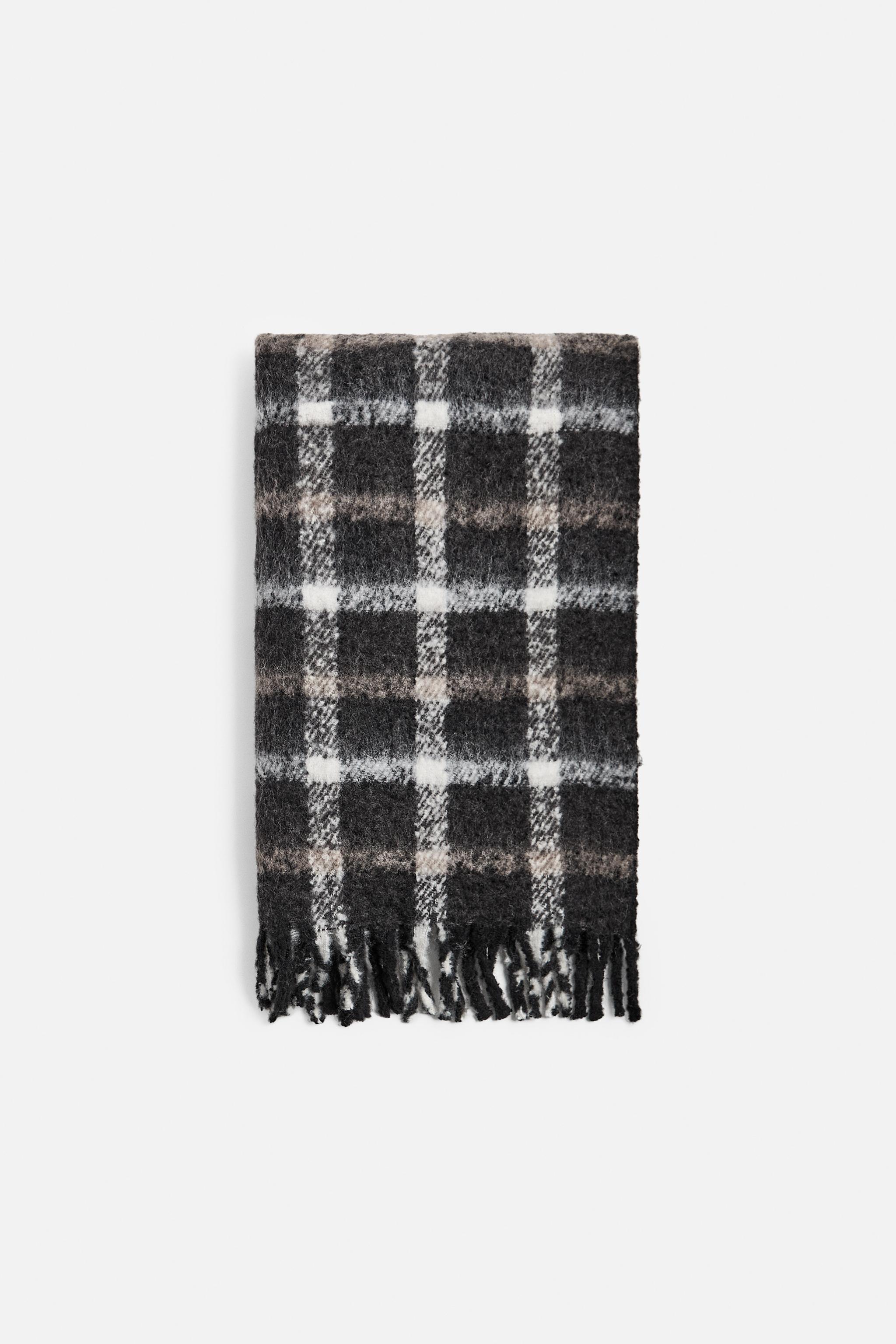 BRUSHED TEXTURE PLAID SCARF Product Image