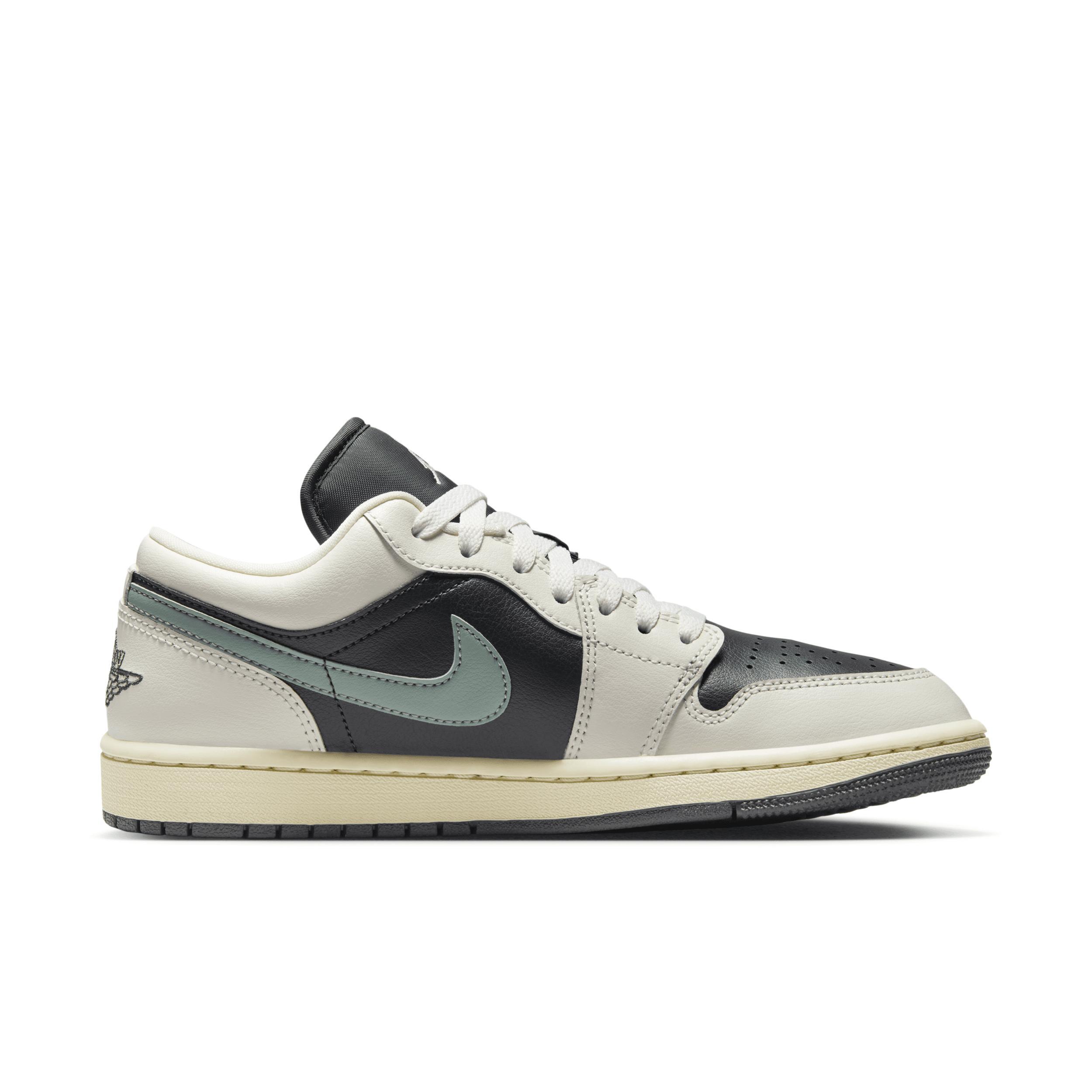 Women's Air Jordan 1 Low Shoes Product Image