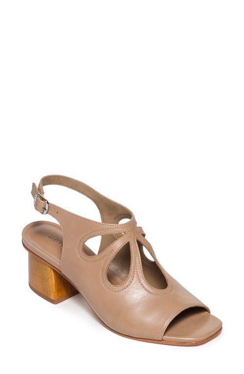 BERNARDO FOOTWEAR Lainey Slingback Sandal Product Image