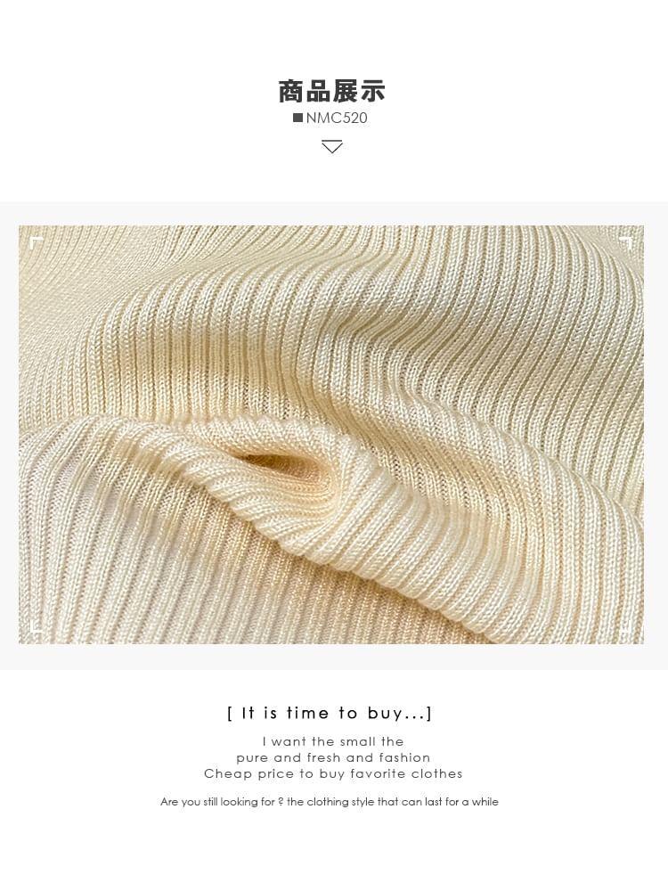 Ruffle-Trim V-Neck Knit Crop Top Product Image