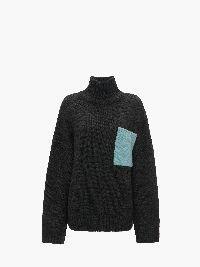 PATCH POCKET TURTLENECK SWEATER in grey | JW Anderson US  Product Image