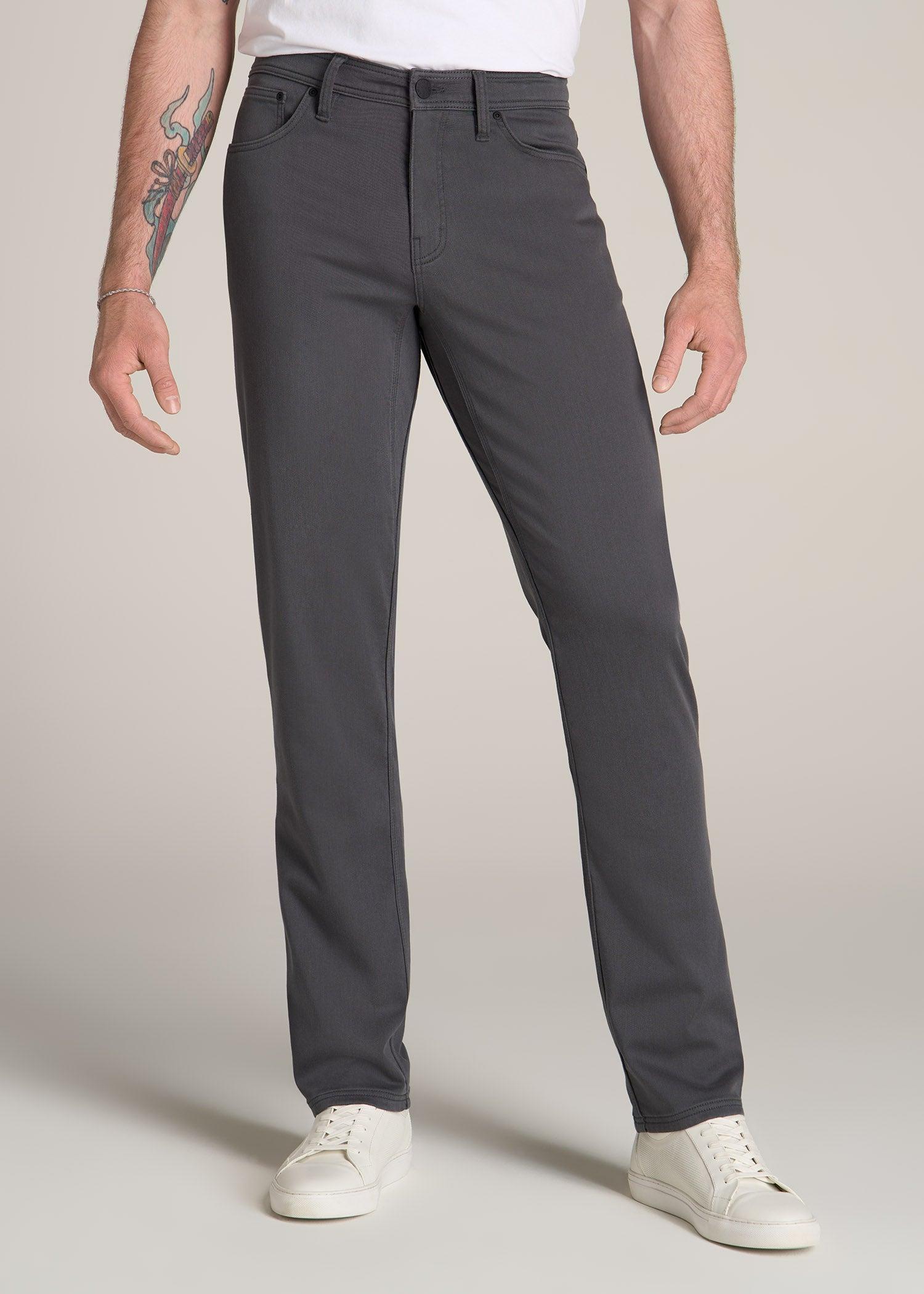 Everyday Comfort 5-Pocket TAPERED-FIT Pant for Tall Men in Iron Grey Male Product Image