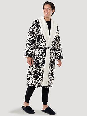 Flannel Cow Print Sherpa Lined Robe | Women's ACCESSORIES | Wrangler® Product Image