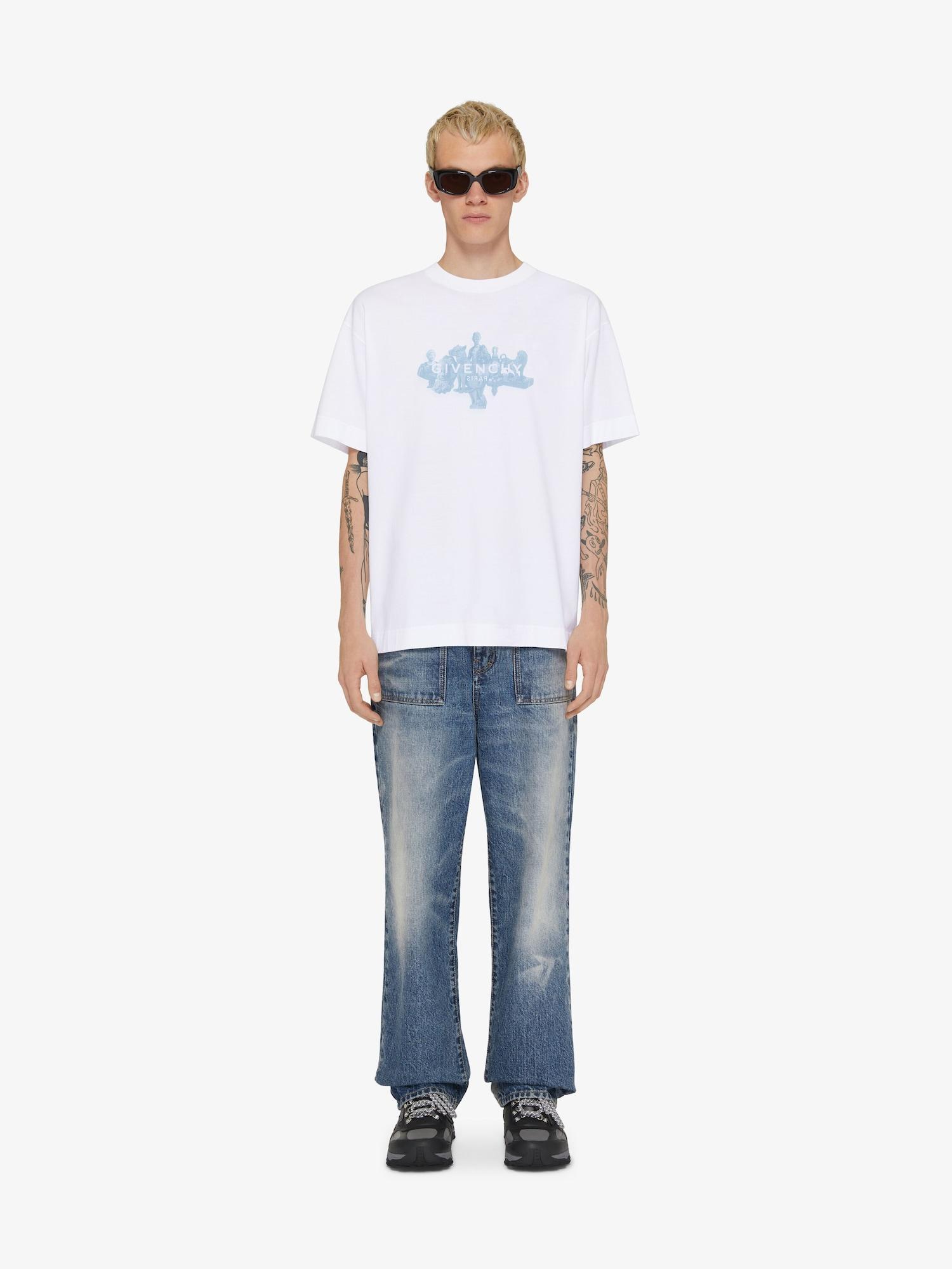 GIVENCHY Reverse t-shirt in cotton with Hubert objects Product Image