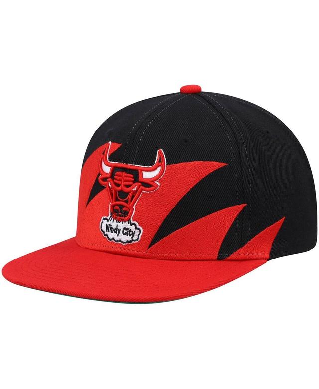 Mens Mitchell & Ness Black/Red Chicago Bulls Hardwood Classics Sharktooth Snapback Hat Product Image