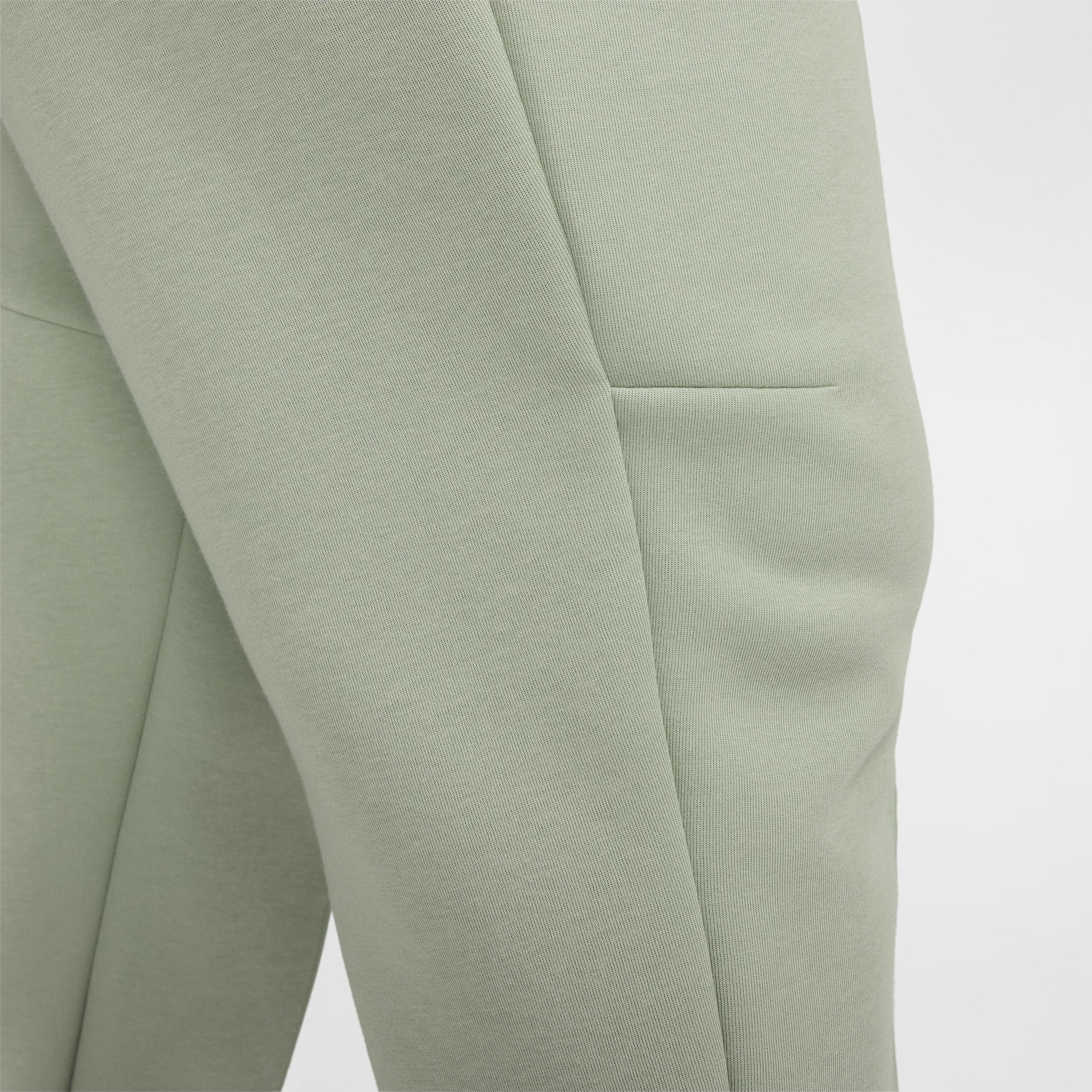 Nike Sportswear Tech Fleece Women's Mid-Rise Joggers (Plus Size) Product Image