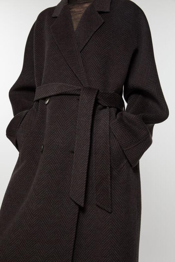 Double-breasted wool coat Product Image