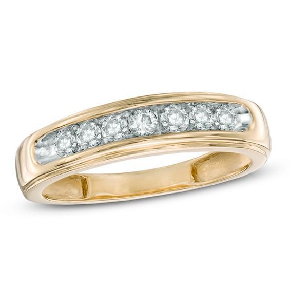 Men's 1/2 CT. T.w. Diamond Comfort Fit Band in 10K Gold Product Image