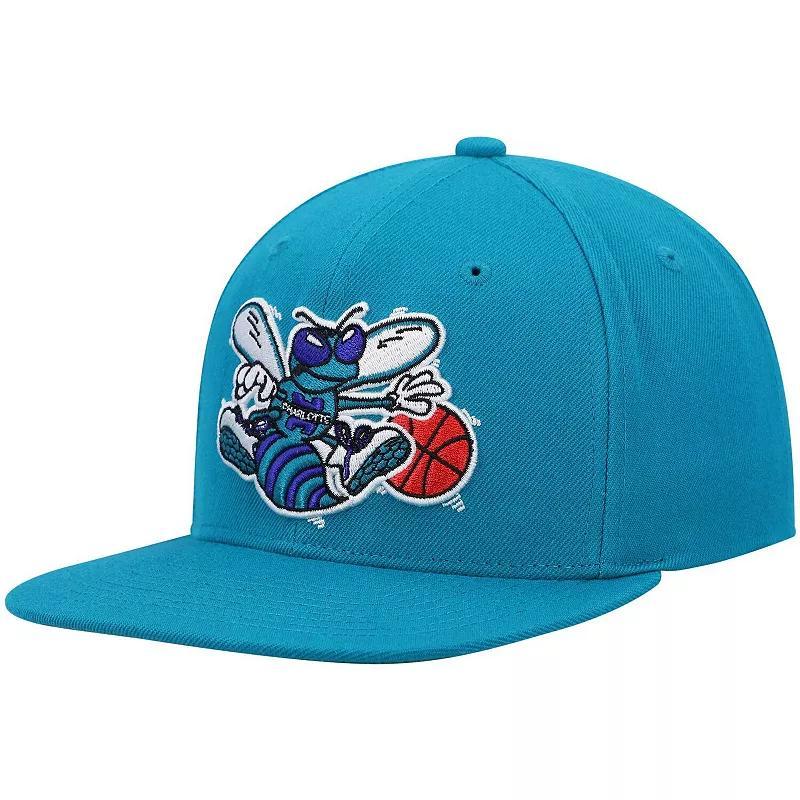 Mens Mitchell & Ness Teal Charlotte Hornets Hardwood Classics Team Ground 2.0 Snapback Hat Product Image