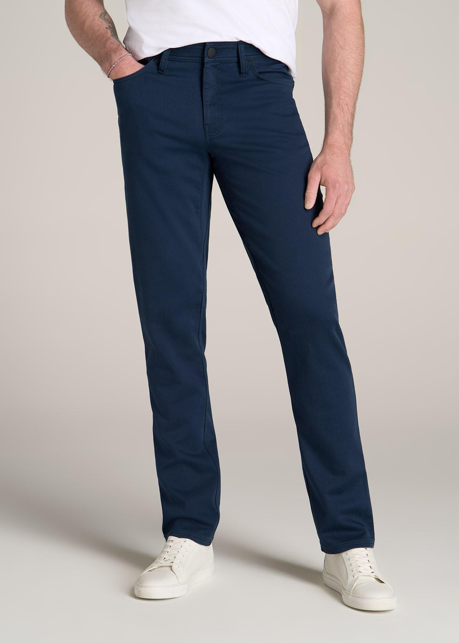 Everyday Comfort 5-Pocket TAPERED-FIT Pant for Tall Men in Marine Navy Male Product Image