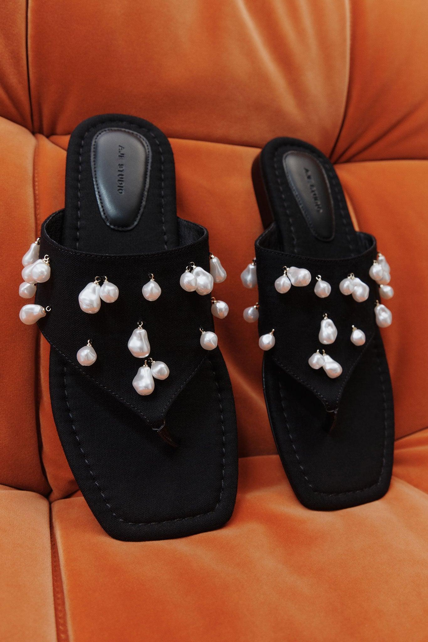 Pera Flat Sandal Product Image