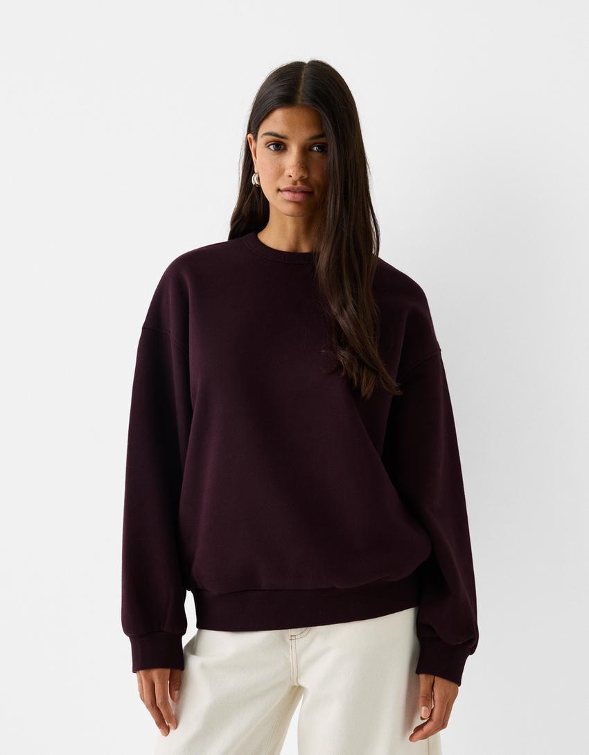 Oversize sweatshirt with side pockets Product Image