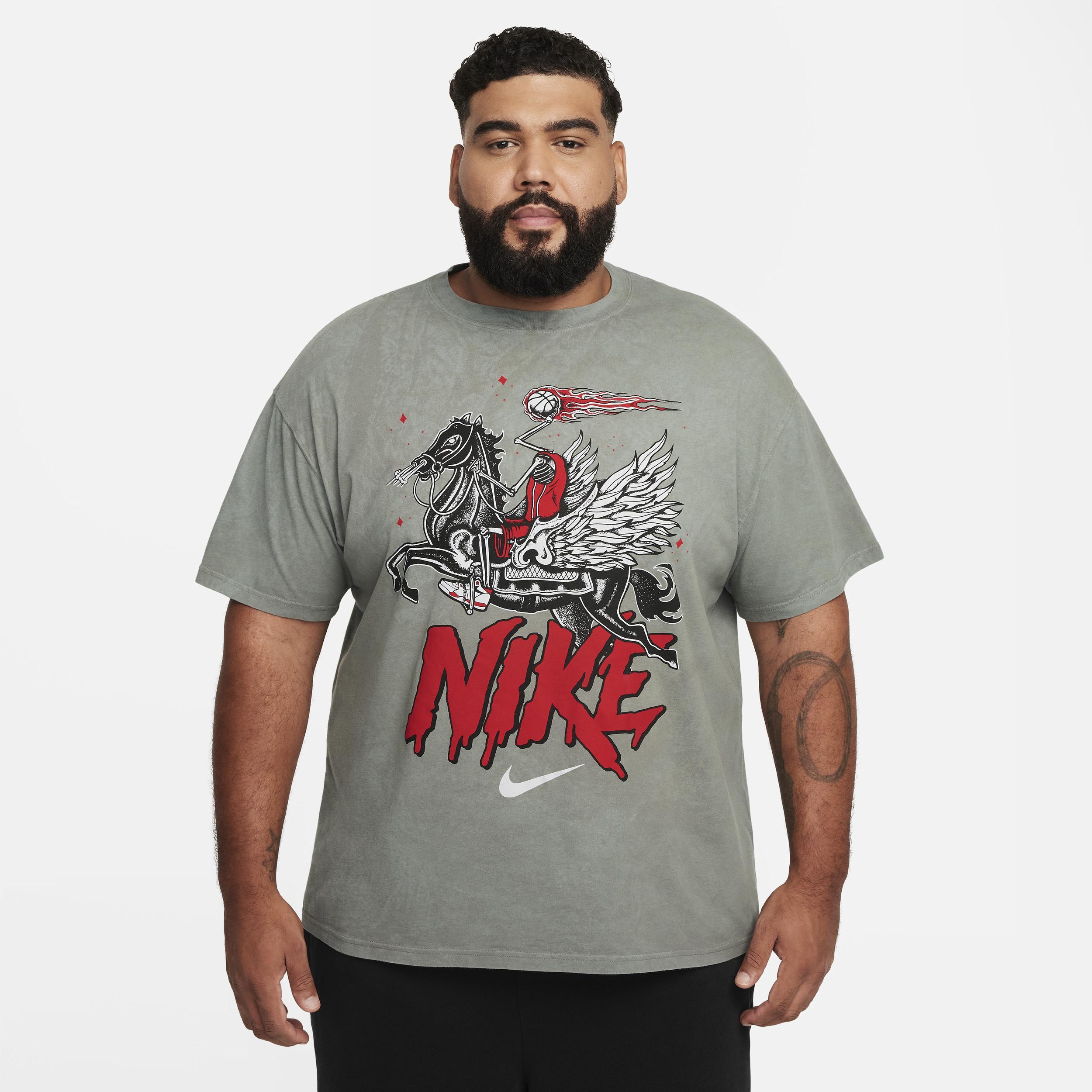 Nike Men's Max90 Basketball T-Shirt Product Image