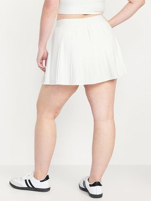 Extra High-Waisted StretchTech Micro-Pleated Skort Product Image