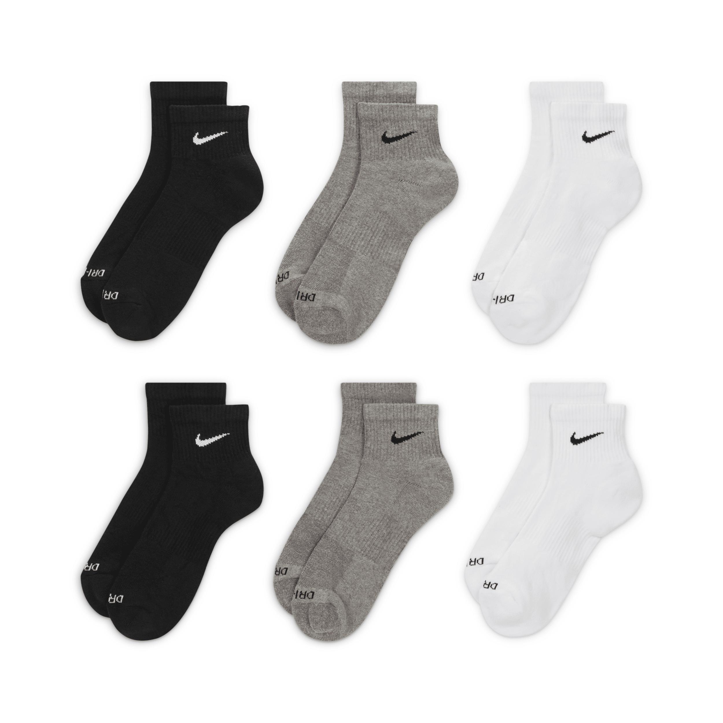 Nike Men's Everyday Plus Cushioned Training Ankle Socks (6 Pairs) Product Image