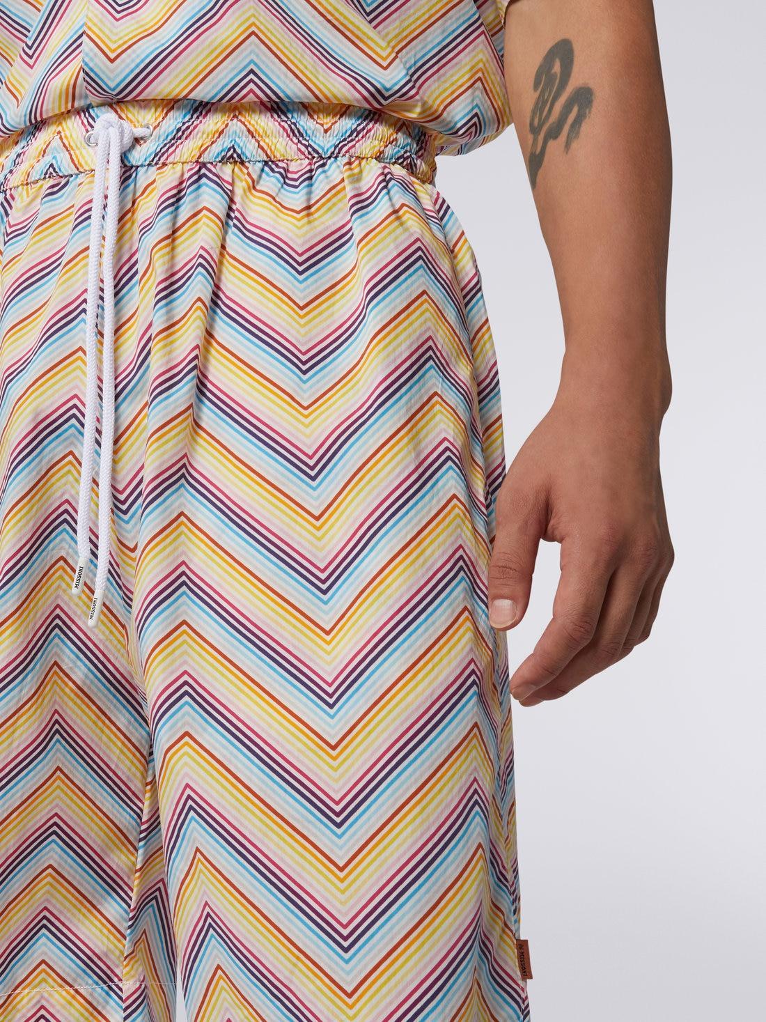 Cotton Bermuda shorts with zigzag print Multicoloured | Missoni Product Image