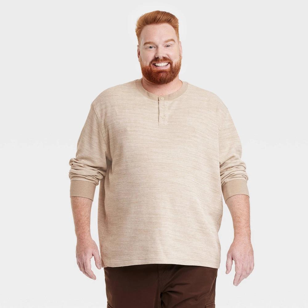 Mens Big & Tall Long Sleeve Textured Henley T-Shirt - Goodfellow & Co Khaki 4XLT Product Image