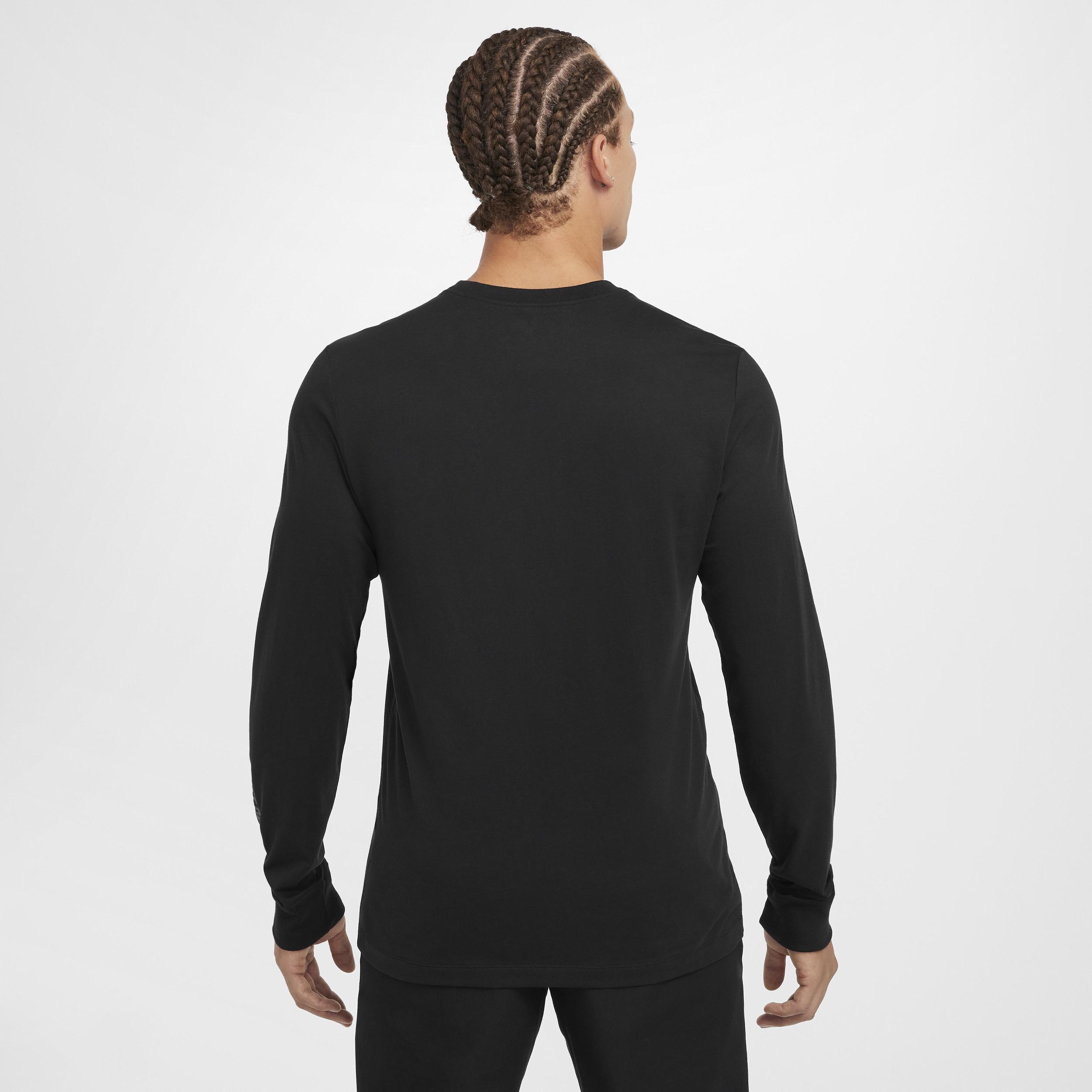 Men's Nike Sportswear Club Long-Sleeve T-Shirt Product Image