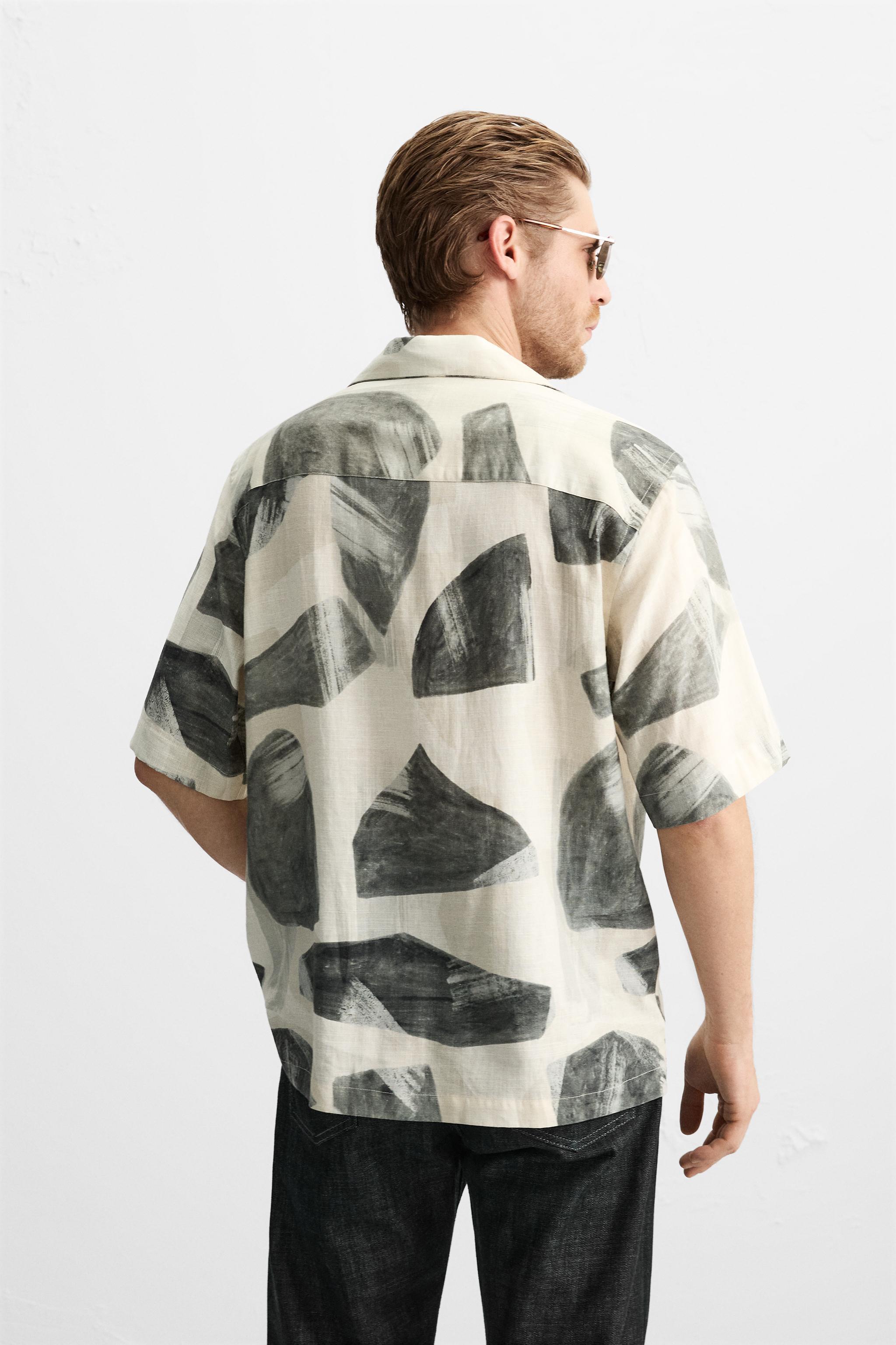 GEOMETRIC PRINT SHIRT Product Image