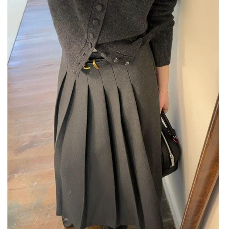 High Rise Plain Pleated Midi A-Line Skirt Product Image