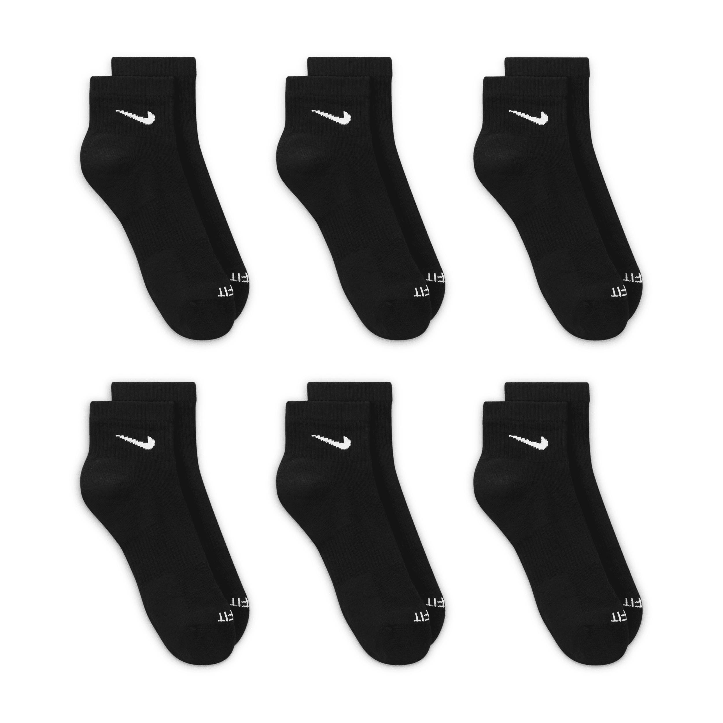 Nike Training Everyday Plus Cushioned 6 pack ankle socks in black Product Image