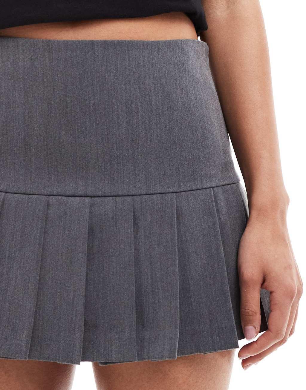 COLLUSION ultimate tailored pleated mini skort in charcoal Product Image