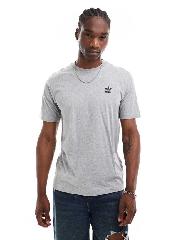 adidas Originals essential t-shirt in gray Product Image