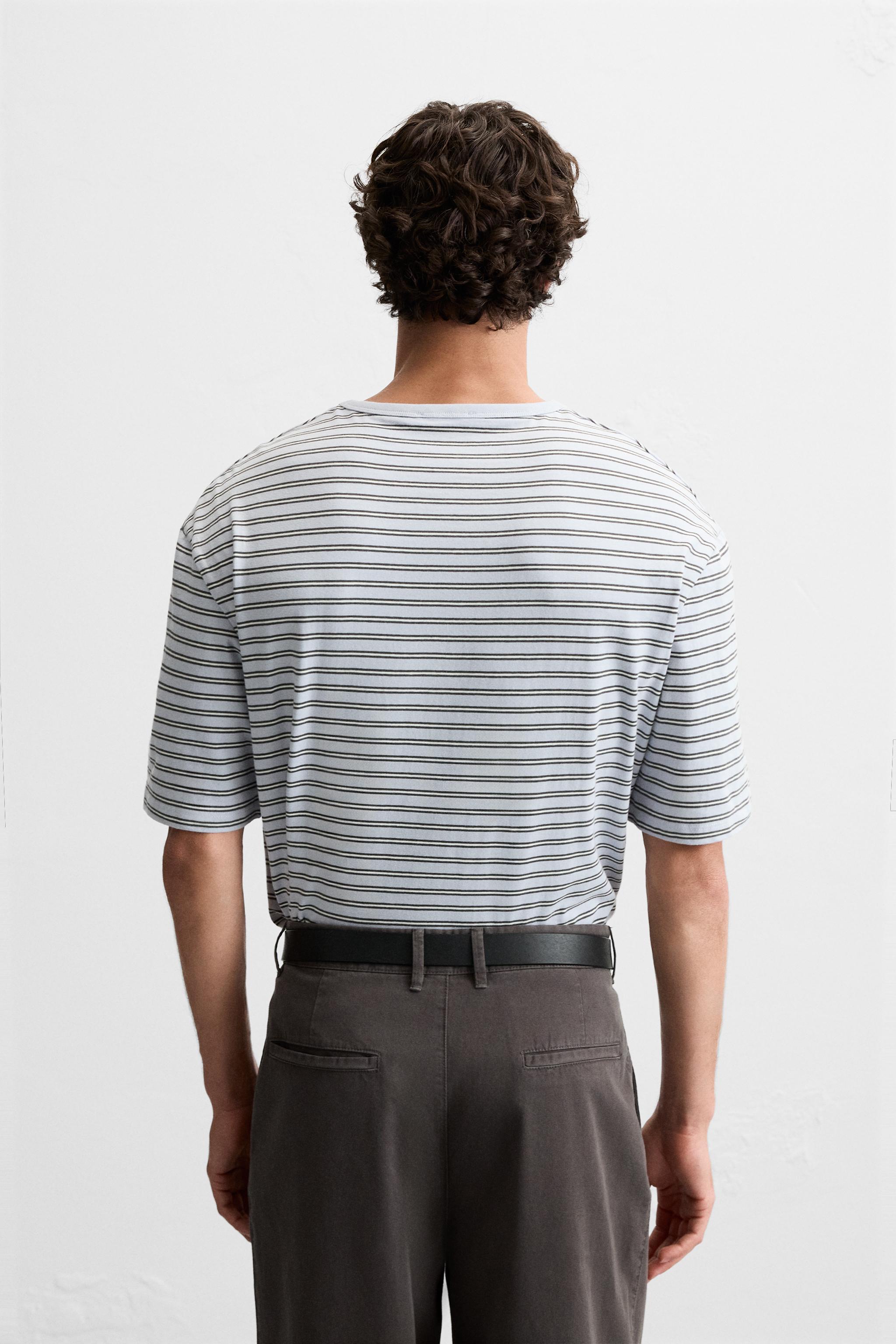 CONTRAST STRIPE T-SHIRT Product Image