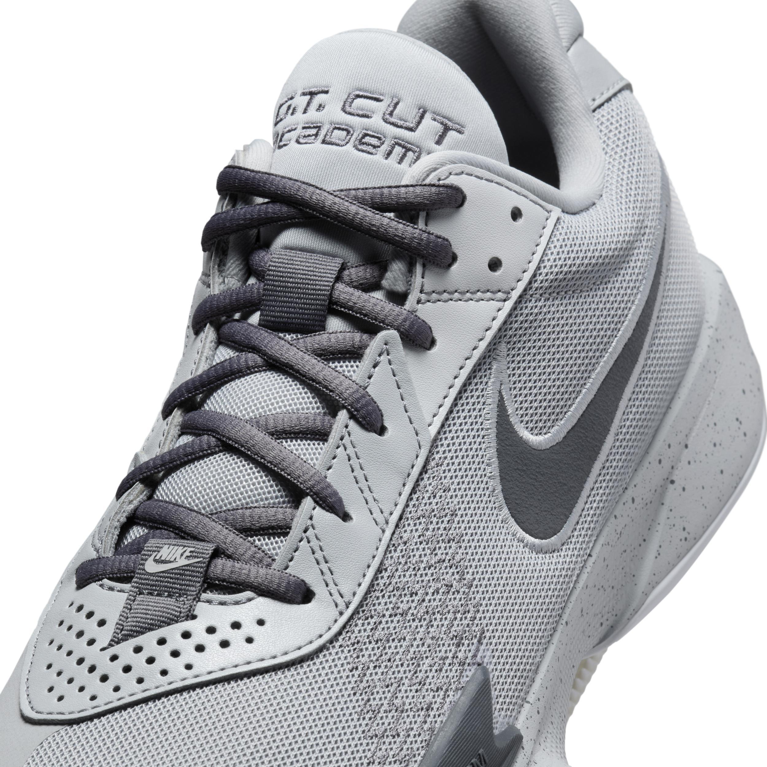 Nike Men's Air Zoom Gt Cut Academy Basketball Shoe Product Image