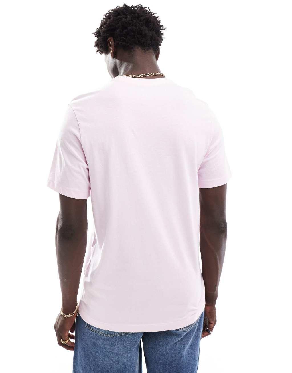 Nike Club unisex T-shirt in pink Product Image