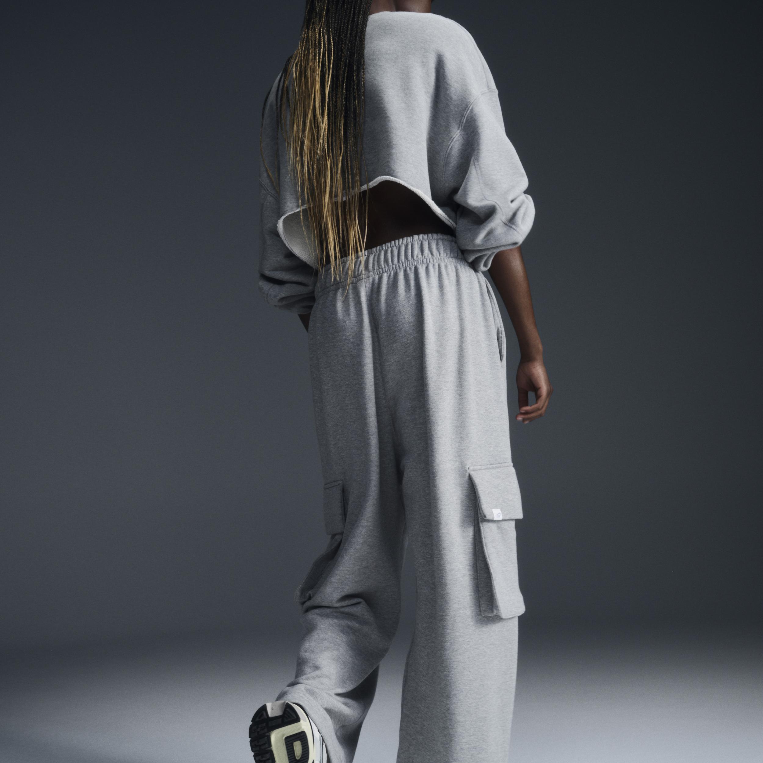 Nike Sportswear Women's Low-Rise Oversized French Terry Open-Hem Pants Product Image