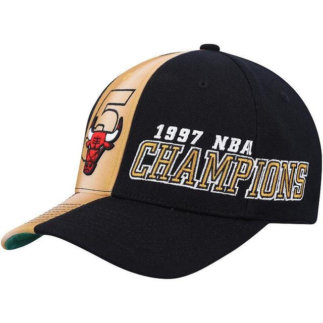 Mens Mitchell & Ness Chicago Bulls Hardwood Classics 1997 NBA Champions Stretch Snapback Hat Product Image