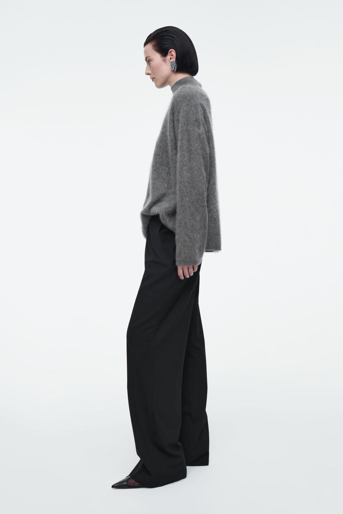 ELASTICATED TAILORED WOOL PANTS Product Image