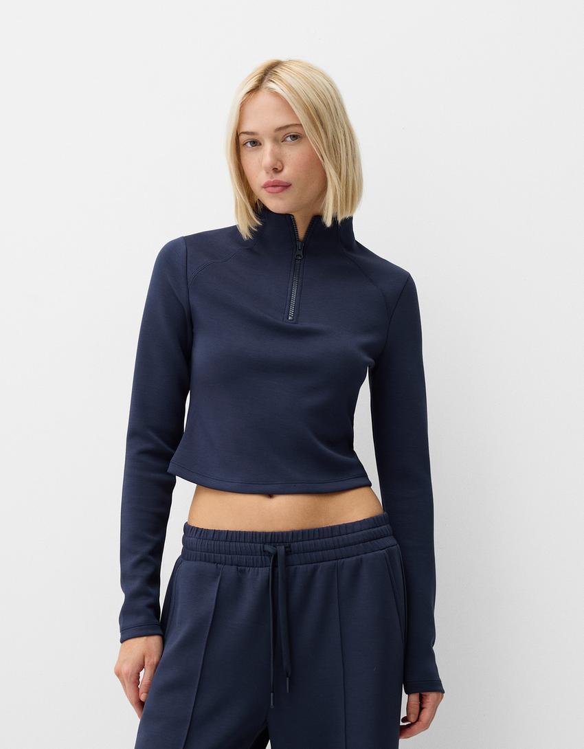 Sweater with zipper product image